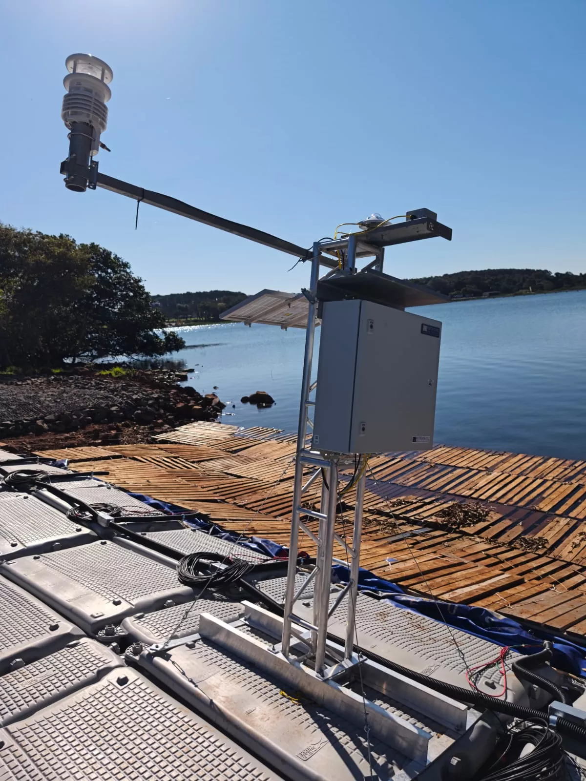 Estações de Monitoramento GD - Flutuante Usina Flutuante de 1MW – 1 ES - 1